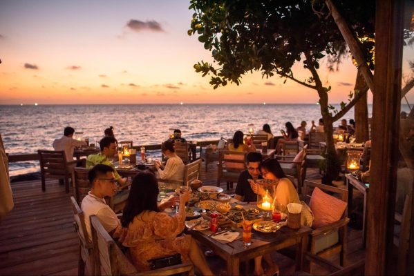 Nhà hàng ngon thị trấn Hoàng Hôn Sunset Town Phú Quốc